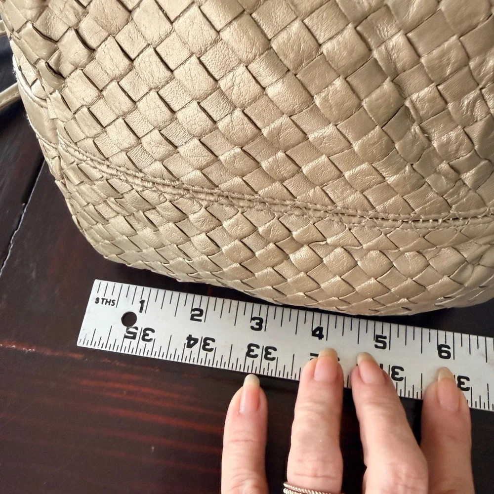 Ganson EUC (Botegga vibe) leather 
Metallic Woven buttery Crossbody, 
Shoulder - Picture 9 of 13
